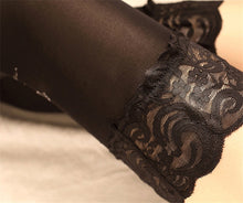 Load image into Gallery viewer, Stockings with Lace - Calze Autoreggenti con Merletto