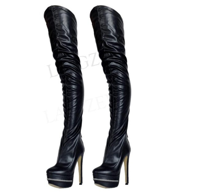 Heeled boots in synthetic leather - Stivali con tacco in pelle sintetica ( < 16GG)