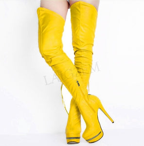 Heeled boots in synthetic leather - Stivali con tacco in pelle sintetica ( < 16GG)