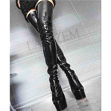 Load image into Gallery viewer, Black High Boots - Stivali alti alla coscia in vernice nera ( &lt; 16GG)