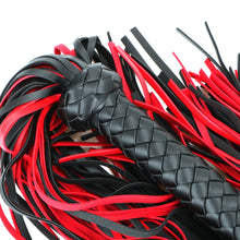 Carica l&#39;immagine nel visualizzatore di Gallery, Whip Black with Red Handle (&lt;16gg)