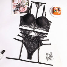 Carica l&#39;immagine nel visualizzatore di Gallery, Lace Lingerie Set