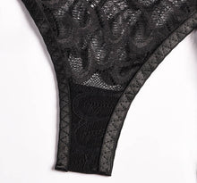 Carica l&#39;immagine nel visualizzatore di Gallery, Lace Lingerie Set