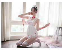 Load image into Gallery viewer, Woman Maid - Donna Cameriera (Nr.03)